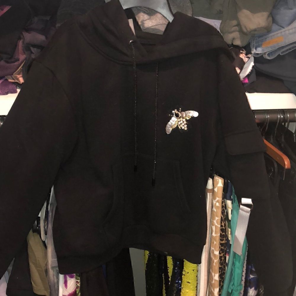 Bee sequin cropped hoodie from designer boutique sz Medium NWOT